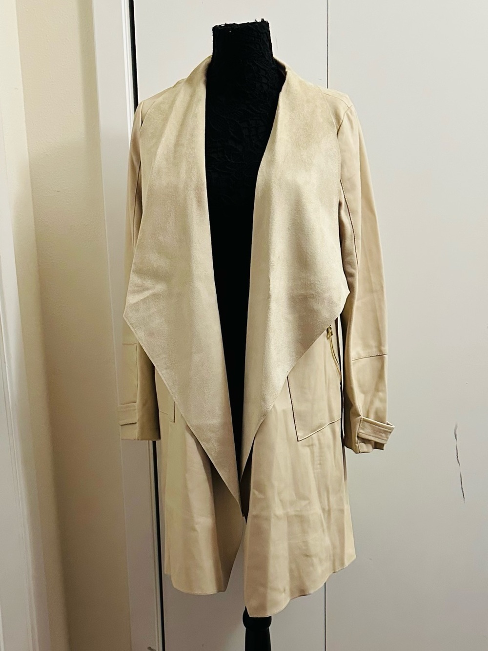 Marc New York Andrew Marc Cream Faux Leather Drape Front Jacket Coat Size M